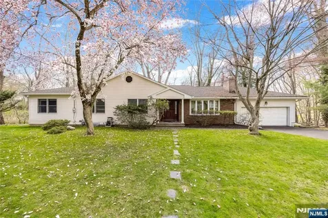 11 Sunset Road Demarest NJ 07627