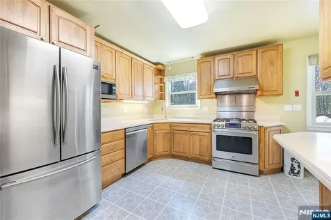 11 Sunset Road Demarest NJ 07627