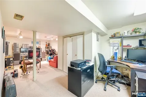 11 Sunset Road Demarest NJ 07627