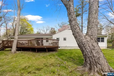 11 Sunset Road Demarest NJ 07627