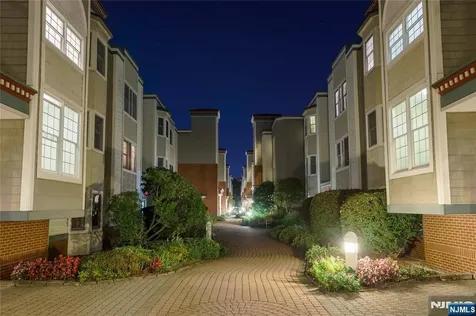 116 The Promenade Edgewater NJ 07020