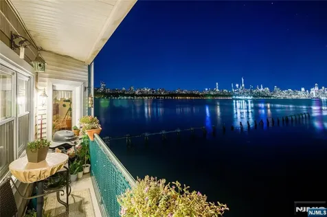116 The Promenade Edgewater NJ 07020