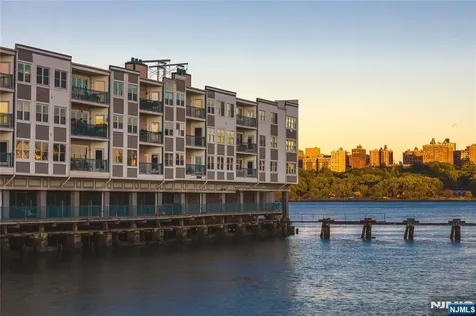 116 The Promenade Edgewater NJ 07020