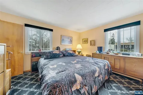 4 Jeffrey Road Wayne NJ 07470