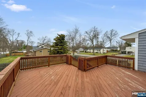 4 Jeffrey Road Wayne NJ 07470