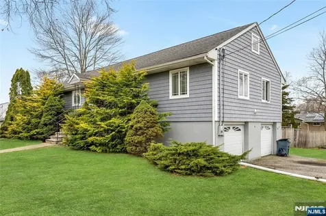 4 Jeffrey Road Wayne NJ 07470