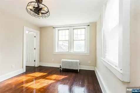 43 Pleasant Way Montclair NJ 07042