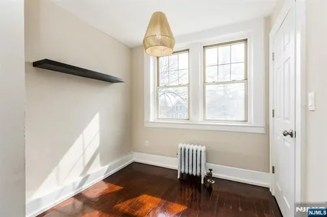 43 Pleasant Way Montclair NJ 07042