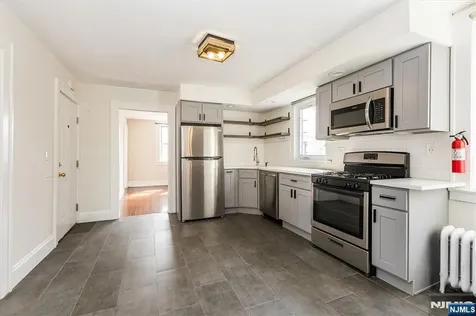 43 Pleasant Way Montclair NJ 07042