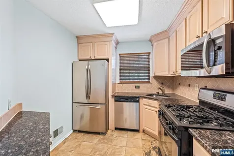 1306 Paddington Road Mahwah NJ 07430