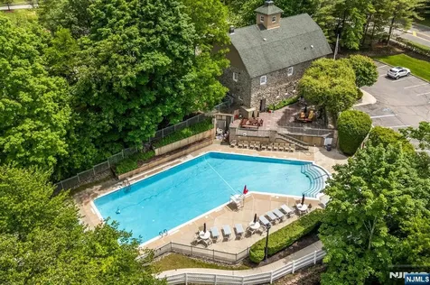 1306 Paddington Road Mahwah NJ 07430