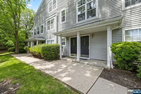1306 Paddington Road Mahwah NJ 07430