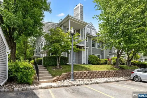 1306 Paddington Road Mahwah NJ 07430