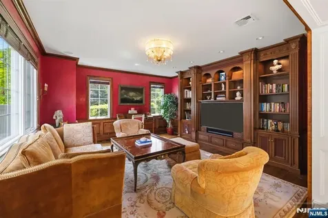 27 Roberts Road Englewood Cliffs NJ 07632