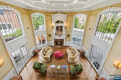 27 Roberts Road Englewood Cliffs NJ 07632