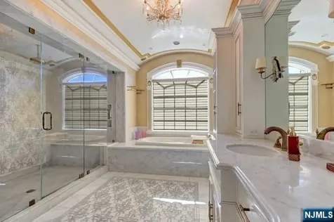 27 Roberts Road Englewood Cliffs NJ 07632