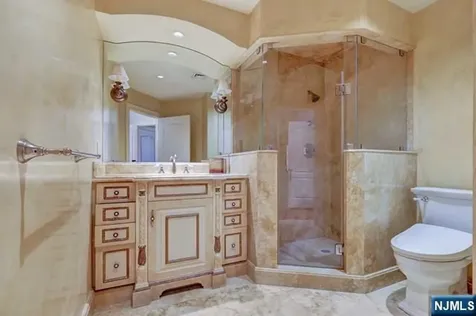 27 Roberts Road Englewood Cliffs NJ 07632