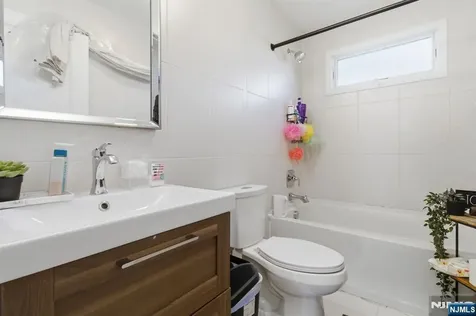 431 Forest Street Kearny NJ 07032