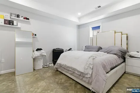 431 Forest Street Kearny NJ 07032