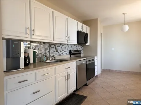 200 Winston Drive Cliffside Park NJ 07010