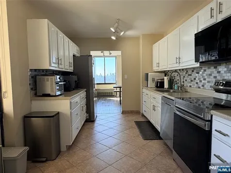 200 Winston Drive Cliffside Park NJ 07010