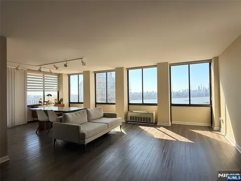 200 Winston Drive Cliffside Park NJ 07010