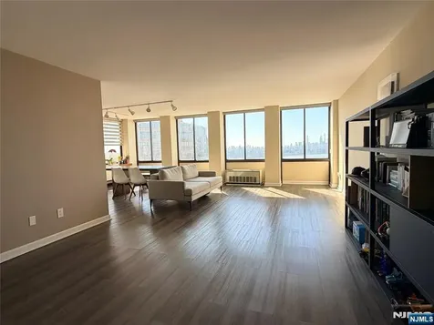 200 Winston Drive Cliffside Park NJ 07010