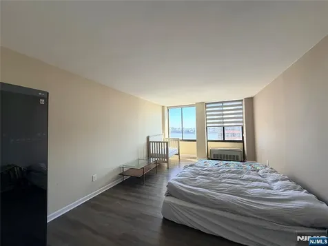 200 Winston Drive Cliffside Park NJ 07010