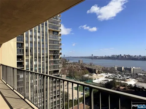 200 Winston Drive Cliffside Park NJ 07010