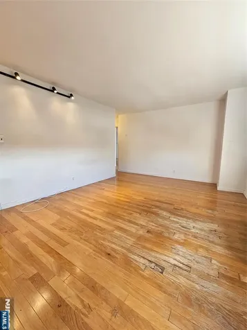 2077 Center Avenue Fort Lee NJ 07024