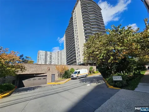 2077 Center Avenue Fort Lee NJ 07024