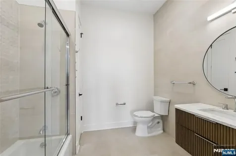 487 Market Saddle Brook NJ 07663