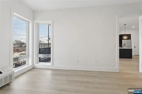 487 Market Saddle Brook NJ 07663