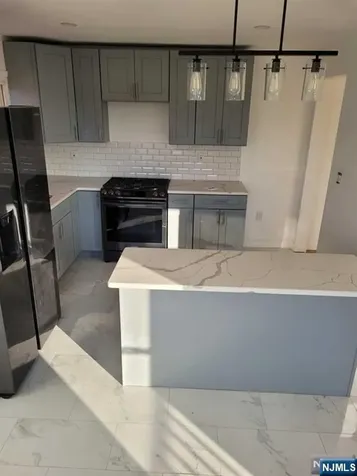 224 11th Street Palisades Park NJ 07650