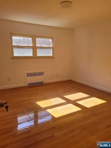 224 11th Street Palisades Park NJ 07650