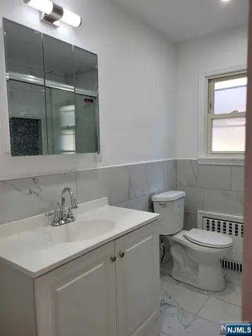 224 11th Street Palisades Park NJ 07650