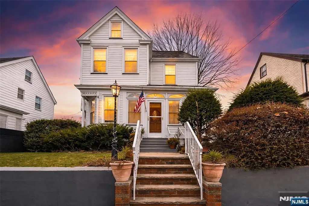 144 Stuyvesant Avenue Kearny NJ 07032