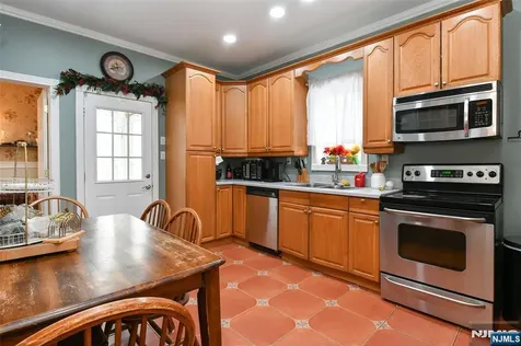 144 Stuyvesant Avenue Kearny NJ 07032