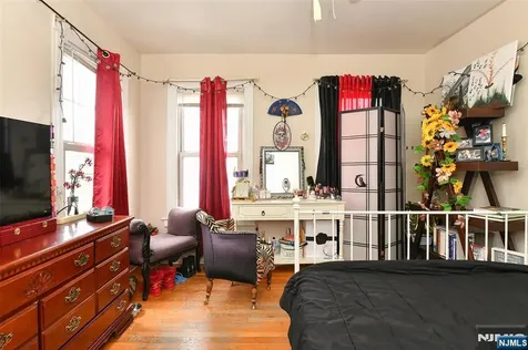 144 Stuyvesant Avenue Kearny NJ 07032