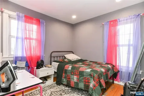 144 Stuyvesant Avenue Kearny NJ 07032