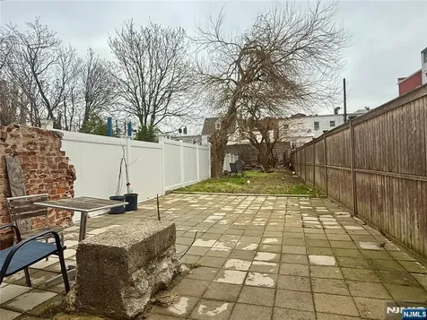270 1/2 Summit Avenue Jersey City NJ 07306