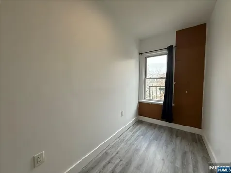 270 1/2 Summit Avenue Jersey City NJ 07306