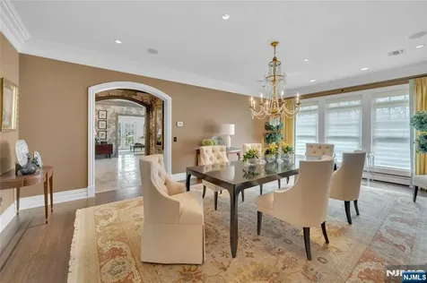 2 Saddle Brook Drive Ho-ho-kus NJ 07423
