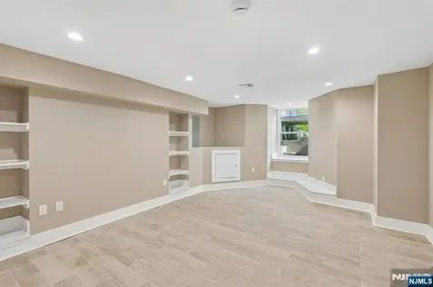 49 Park Avenue Madison Borough NJ 07940