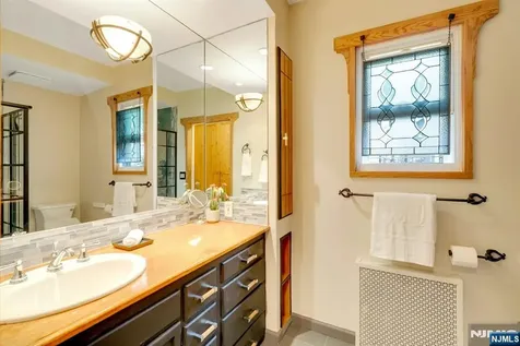 354 Liberty Avenue Hillsdale NJ 07642