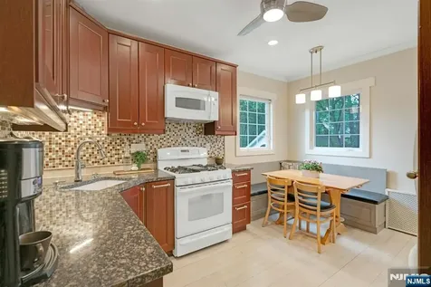 354 Liberty Avenue Hillsdale NJ 07642