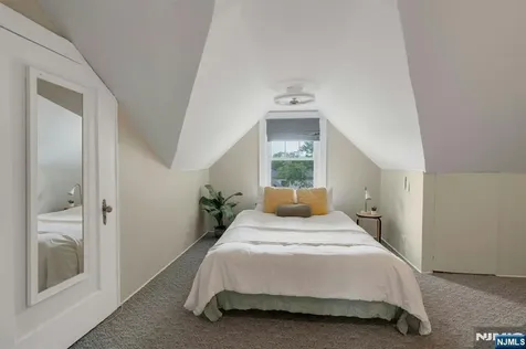 354 Liberty Avenue Hillsdale NJ 07642