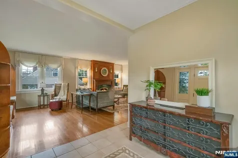 354 Liberty Avenue Hillsdale NJ 07642