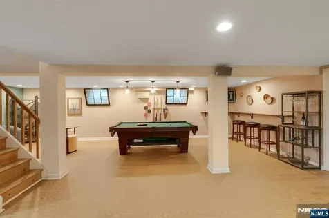 354 Liberty Avenue Hillsdale NJ 07642