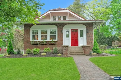 354 Liberty Avenue Hillsdale NJ 07642